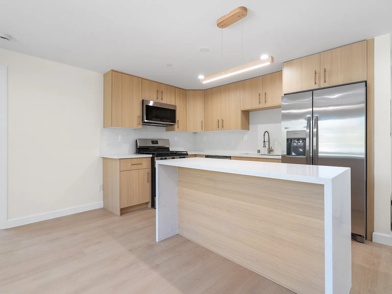 1 bed, 650 sqft, $2,700 — Photo 3
