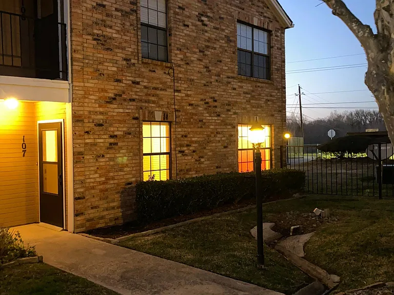 400 W South Town Dr #107 — Photo 53