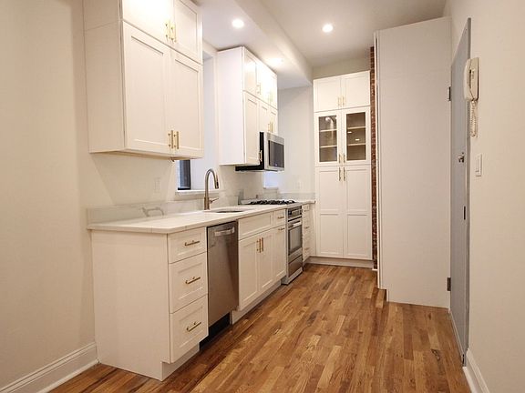 2nd image of 484 Amsterdam Ave APT 2C
