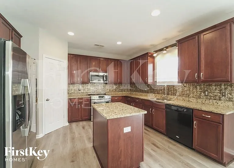 11628 Lusterleaf Holly Rd — Photo 7