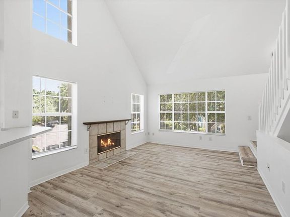 3rd image of 13703 Richmond Park Dr N APT 1706