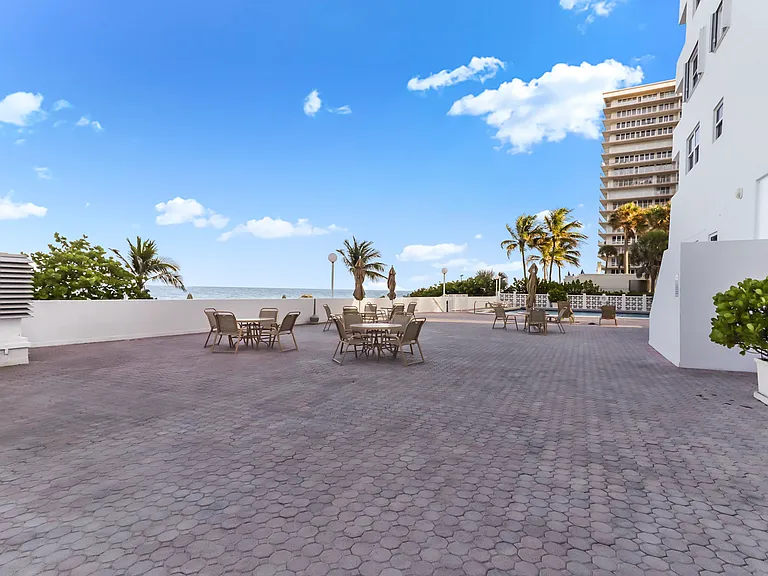 4250 Galt Ocean Dr #12D — Photo 20