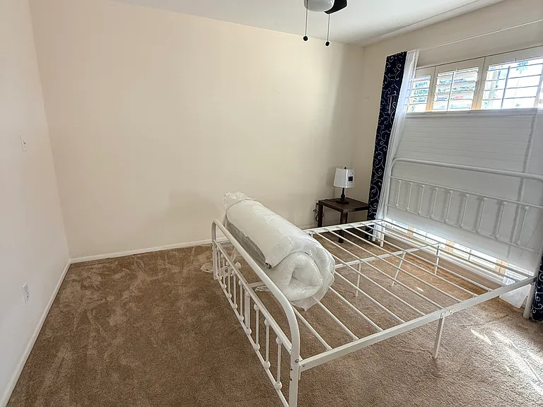 5230 W Carol Ave — Photo 4