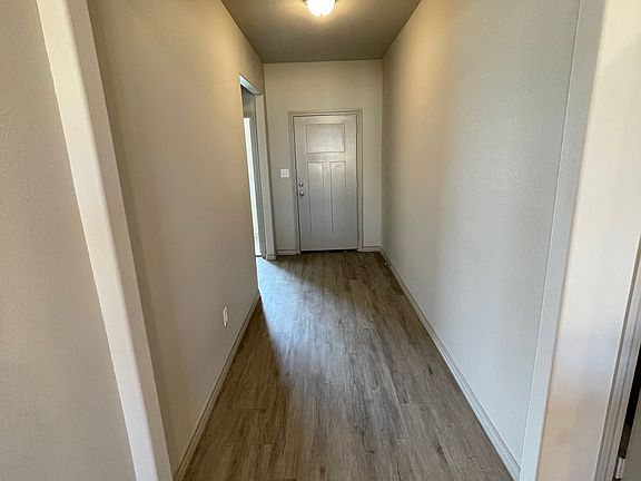 Entry way