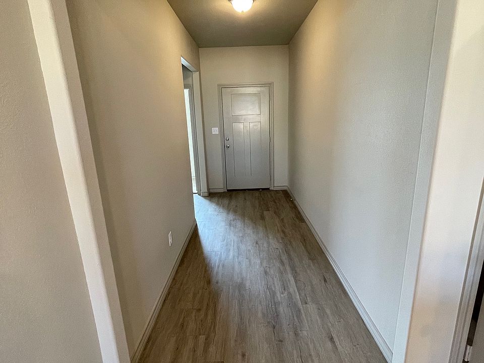 Entry way