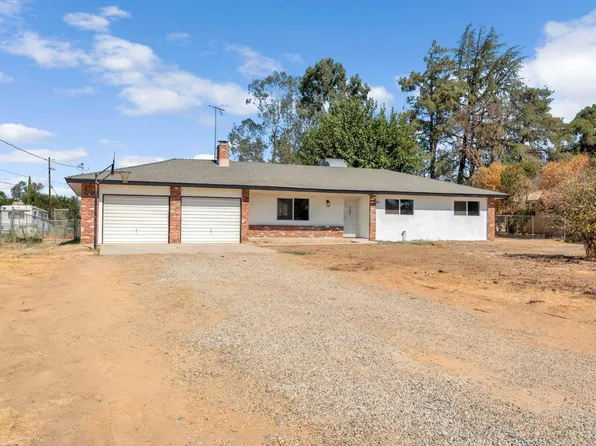 18807 Smithwood Dr, Madera, CA 93638