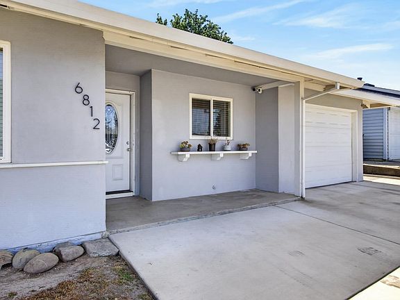 3rd image of 6812 Weddigen Way