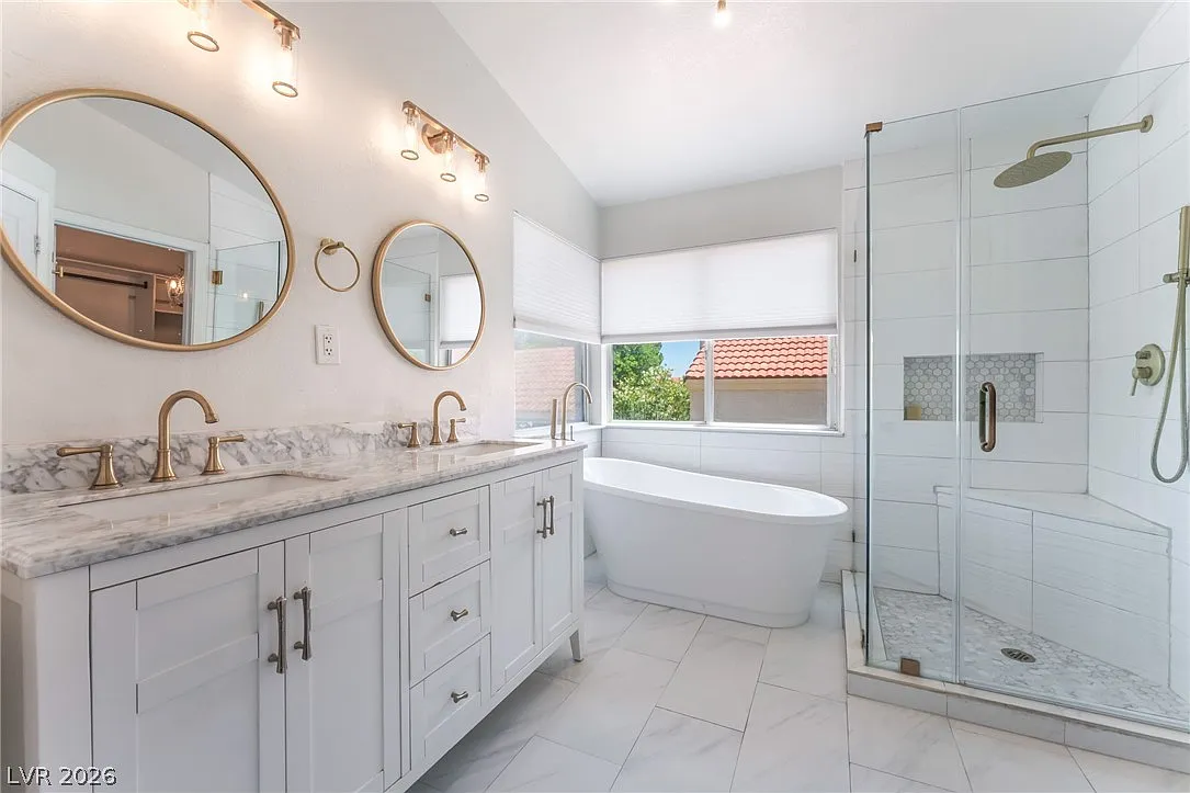4 bed, 2.5 bath, 1936 sqft, $2,995 — Photo 4