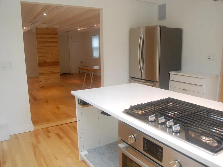 1014 Exchange St — Photo 57