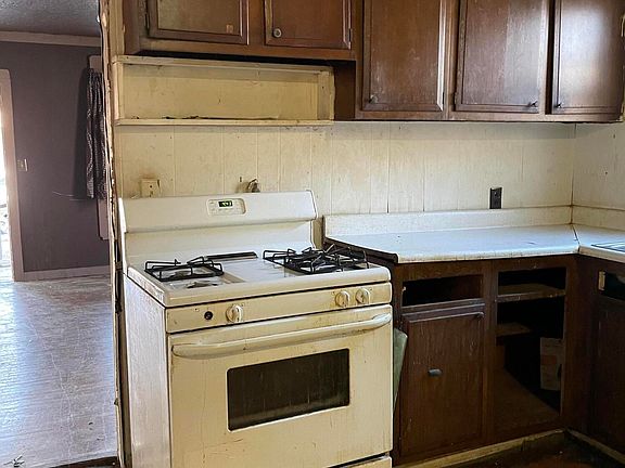 3rd image of 444 W Page Street