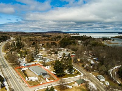 300 W Philip St, Lake Leelanau, MI, 49653