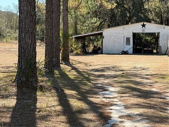 3rd image of 10450 SW 60th St