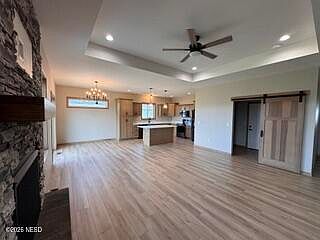 5th image of 2354 Lucas Ln NW