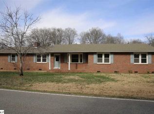 121 W Pine St, Duncan, SC 29334