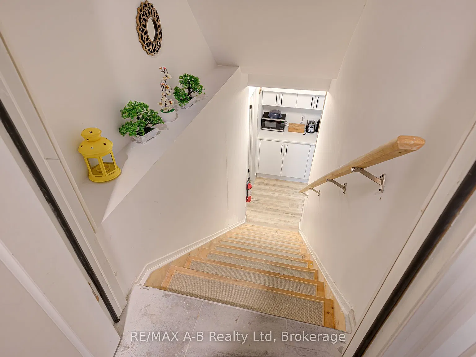 2 bed, $2,000 — Photo 3