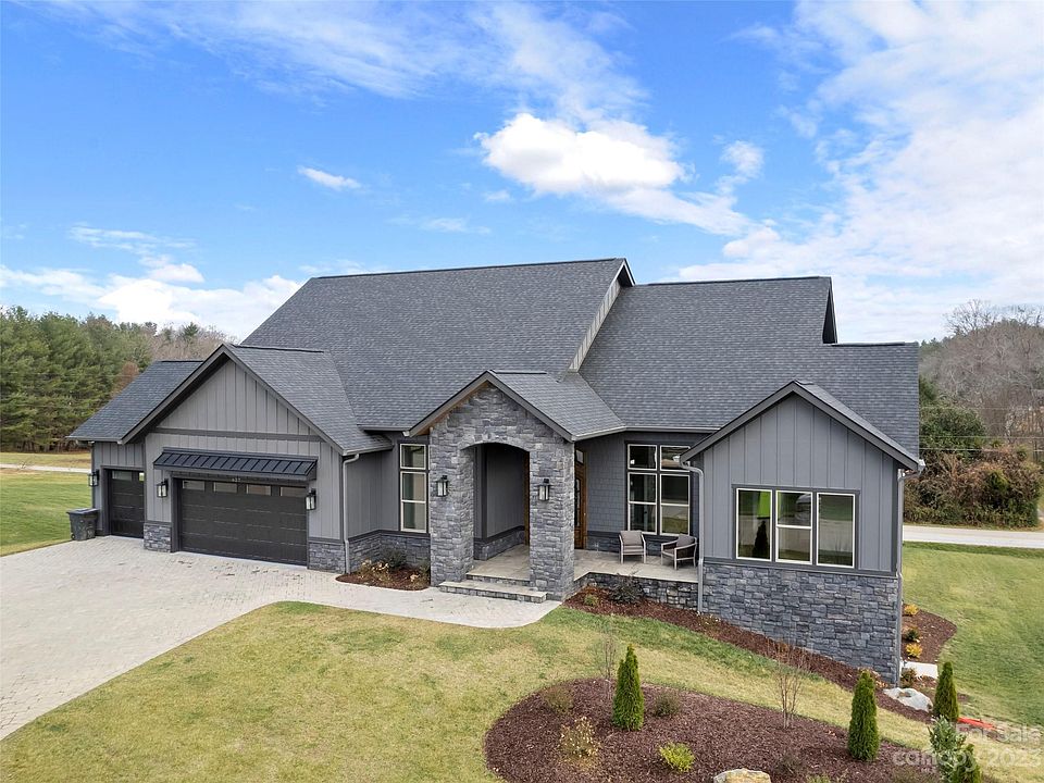 627 Daniel Circle Dr, Mills River, NC 28759 Zillow