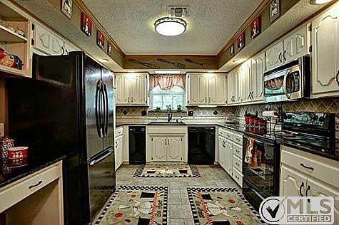 5th image of 8903 Monticello Dr