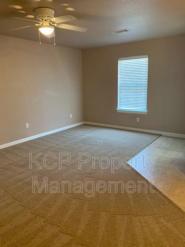 1 bed, 1.0 bath, 760 sqft, $650 — Photo 3