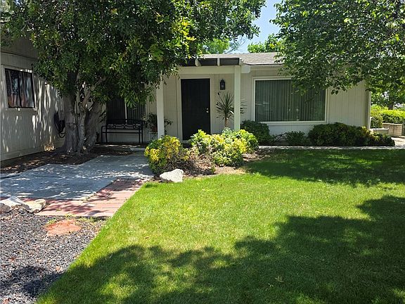 2nd image of 9570 Crestknoll Dr