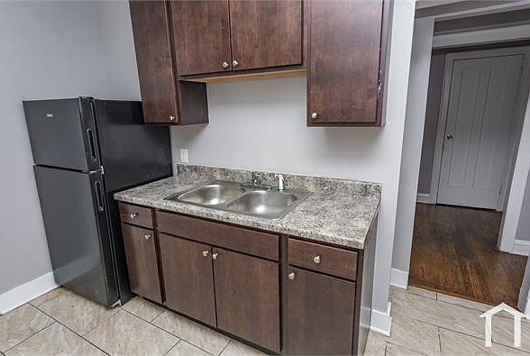 2nd image of 8305 S Paulina St #1S
