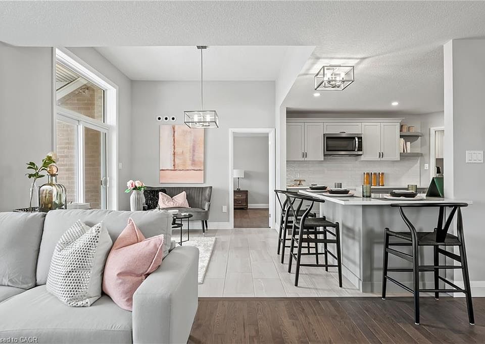 1st image of 190 Bridge Cres