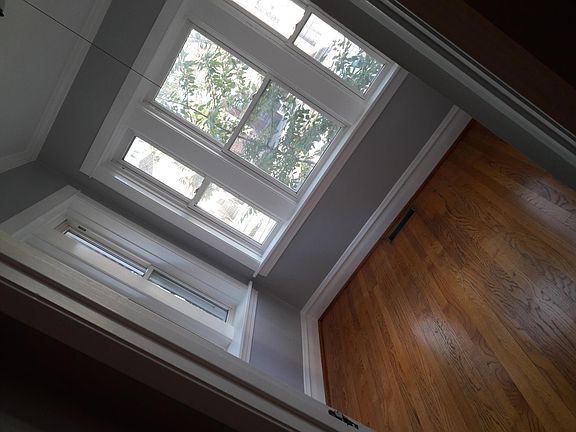 5th image of 4851 N Lawndale Ave #1