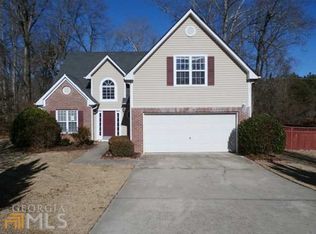 331 Ash Trace Ln, Grayson, GA