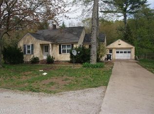 3702 Lake Harbor Rd, Norton Shores, MI 49441