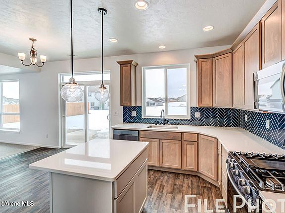 4th image of 1433 N Wollaston Dr