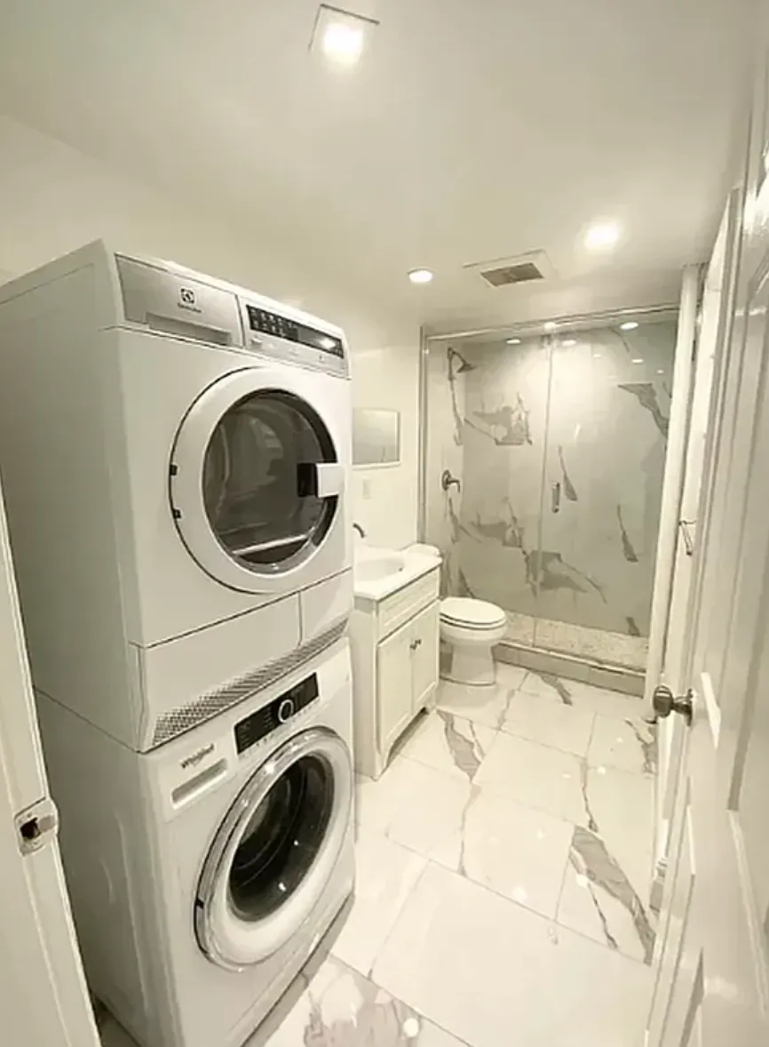 Building Photo - 125 E 30th St #1B