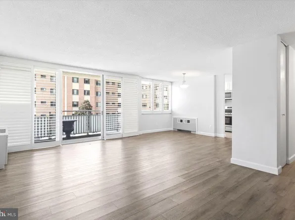 1301 S Arlington Ridge Rd APT 308, Arlington, VA 22202