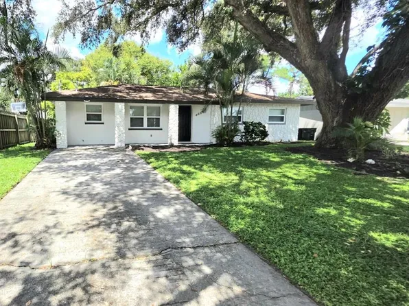 4661 Linwood St, Sarasota, FL 34232