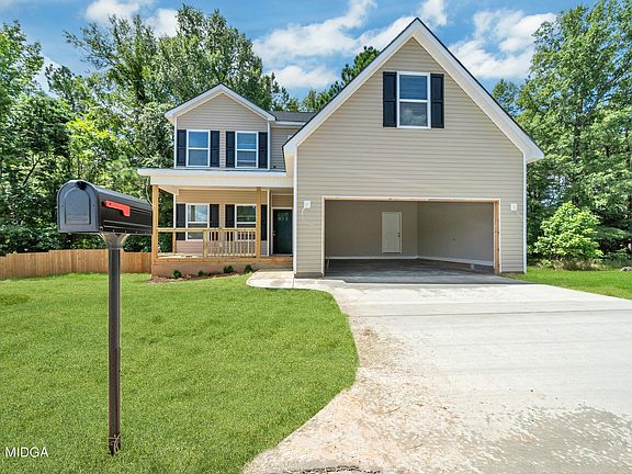 3rd image of 433 Mossy Ln