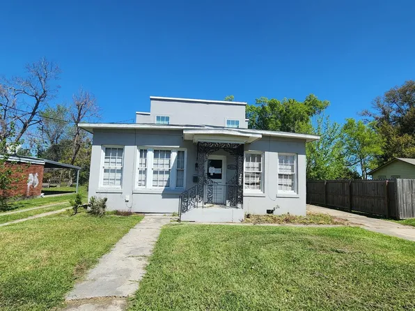 643 11th St, Lake Charles, LA 70601