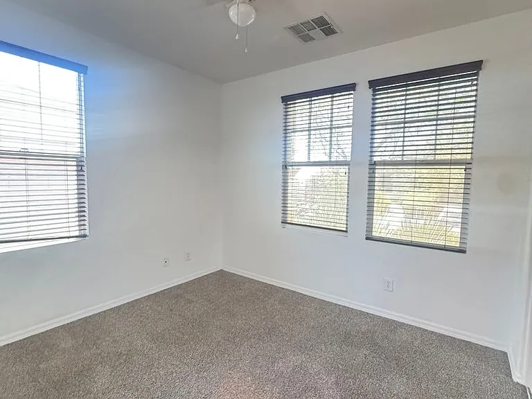 10404 Bays Mountain Ave — Photo 6