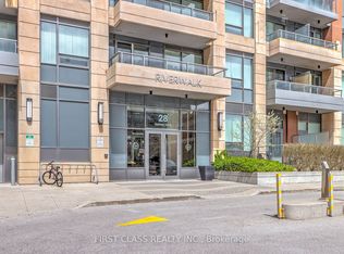 28 Uptown Dr #610, Markham, ON L3R 5M8