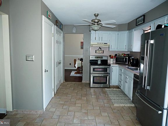 5th image of 240 Landau Way