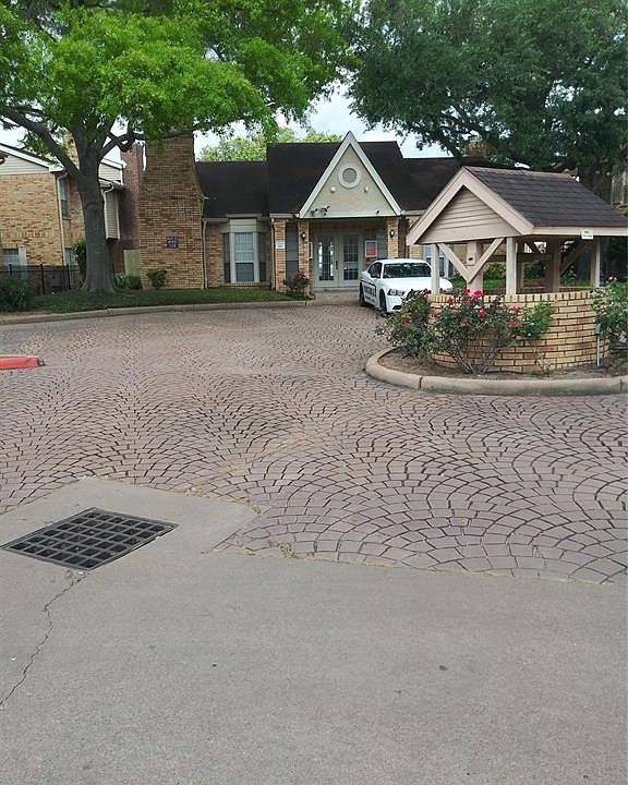 Hamlet Of Cherbourg Condominiums 3600 St Houston TX Zillow