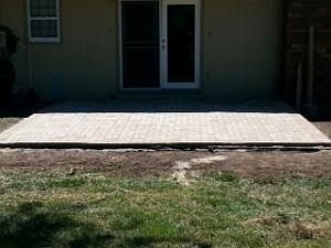 4th image of 613 Woodcrest Dr