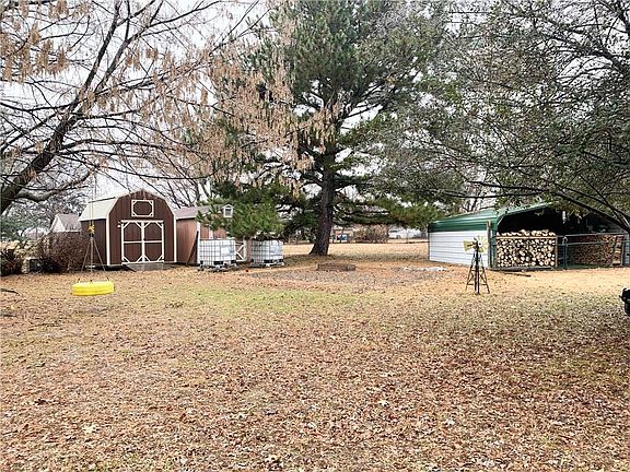 5th image of 58 Meadowbrook Cir
