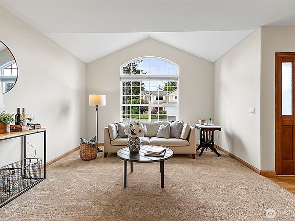 5th image of 5518 Highland Drive SE