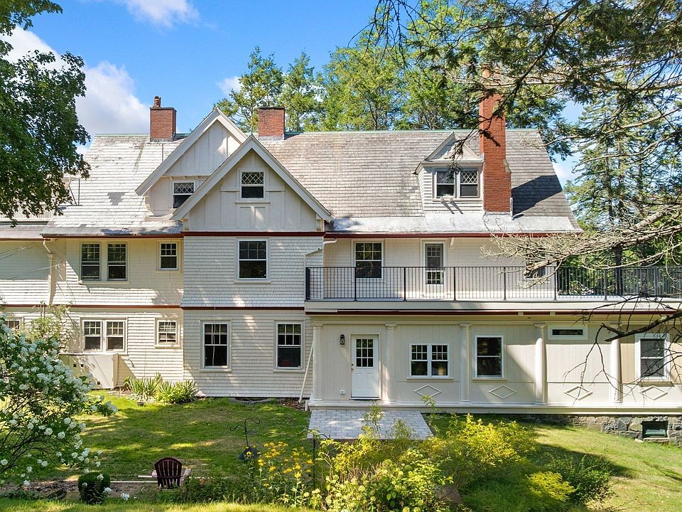 1st image of 56 Vinton St #5