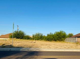 1814 Los Presidentes Ave, Laredo, TX 78046