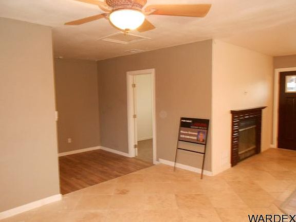 4th image of 3704 N Wells St