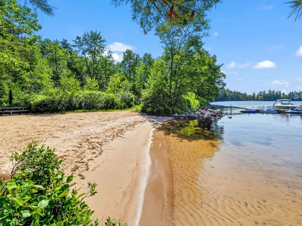 18 Lisa Lane, Naples, ME 04055