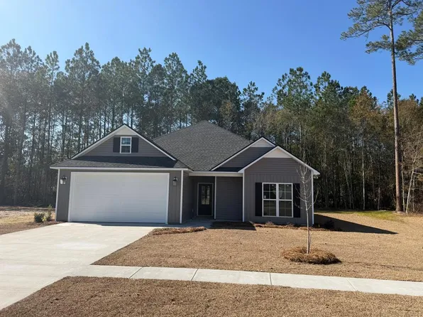 44 Sloans Village Way SE, Moultrie, GA 31788