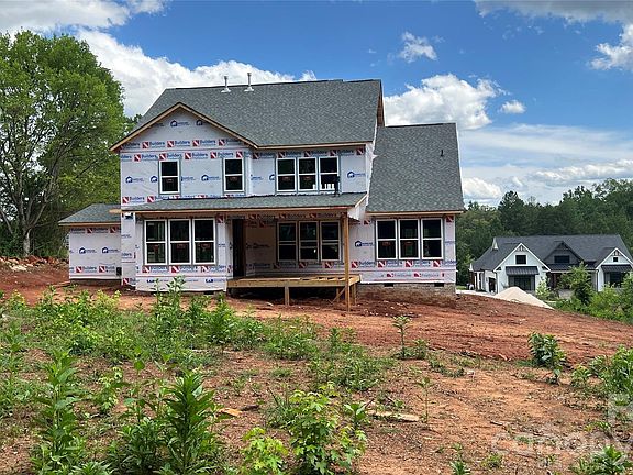 3rd image of 518 Edmunds Ln