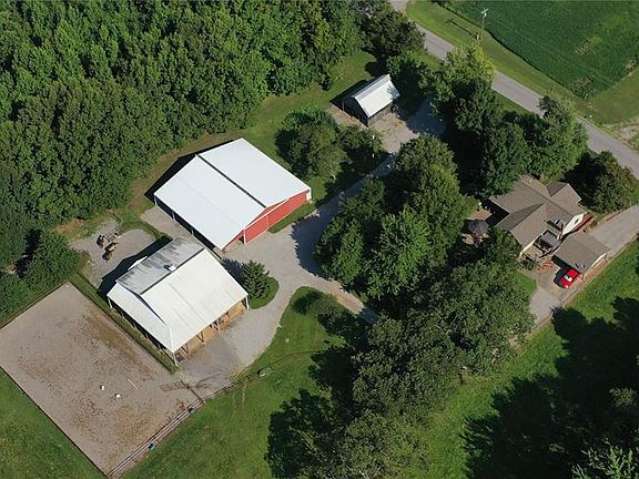5th image of 23036 Carlyle Rd
