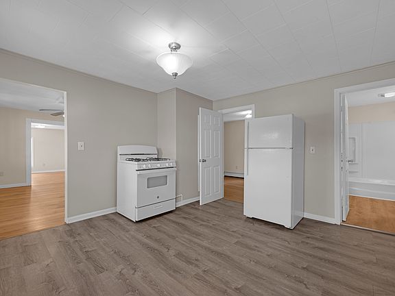 2nd image of 21 Pleasant St #25