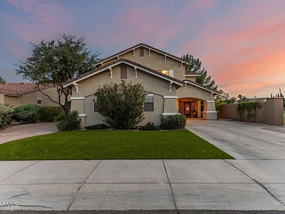 2nd image of 1271 E CANYON CREEK Drive